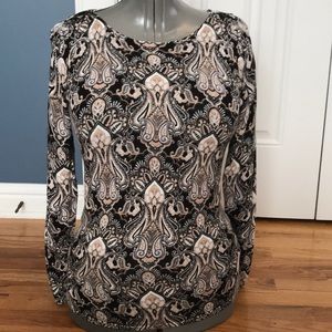 White House Black Market light Sweater